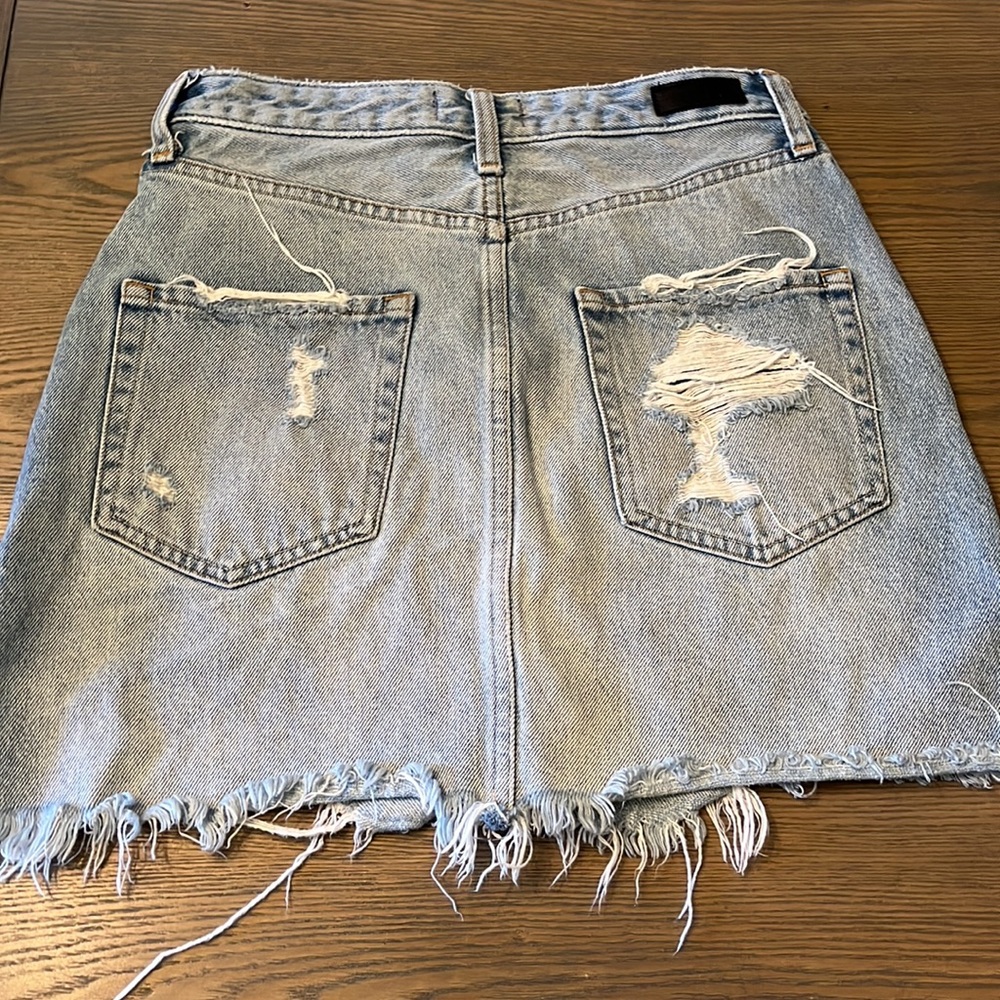 Abercrombie Sz 2/26 distressed jean denim skirt soft denim like new condition - Picture 7 of 9